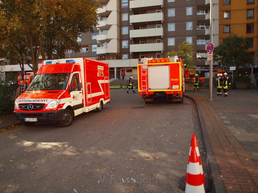 Feuer 3 Koeln Chorweiler Liverpoolerplatz P017.JPG